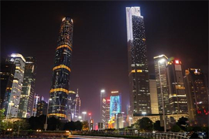 Direct hit at the Shanghai blind date scene： many men and women experience moments of affection, which couple will ultimately come together？