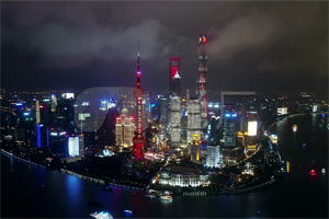 The small teacups are filled with fragrant tea soup